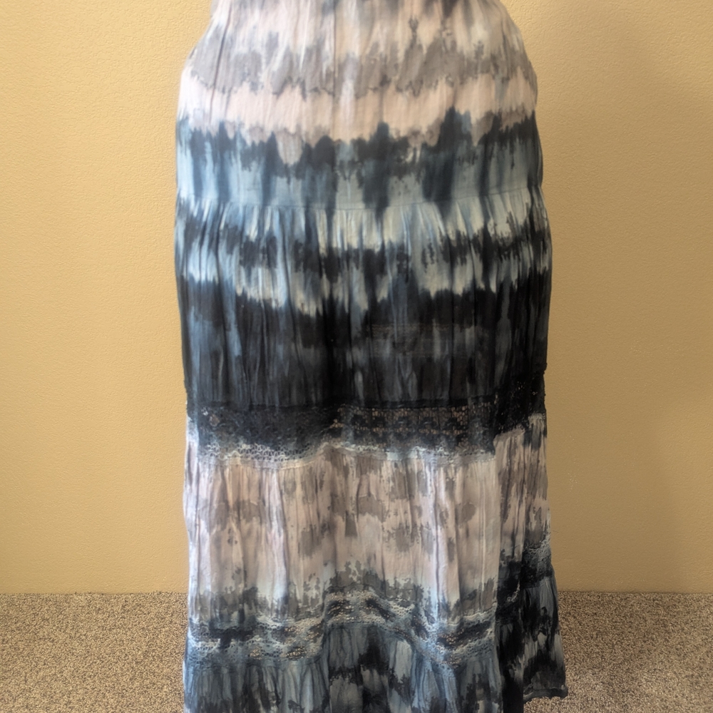 Elegant Tie-Dye Maxi Skirt